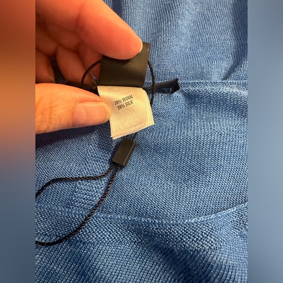 ST. JOHN Blue Wool Silk Knit Top Blouse Shirt Lightweight Boat Neck Pullout Tee - Picture 9 of 13